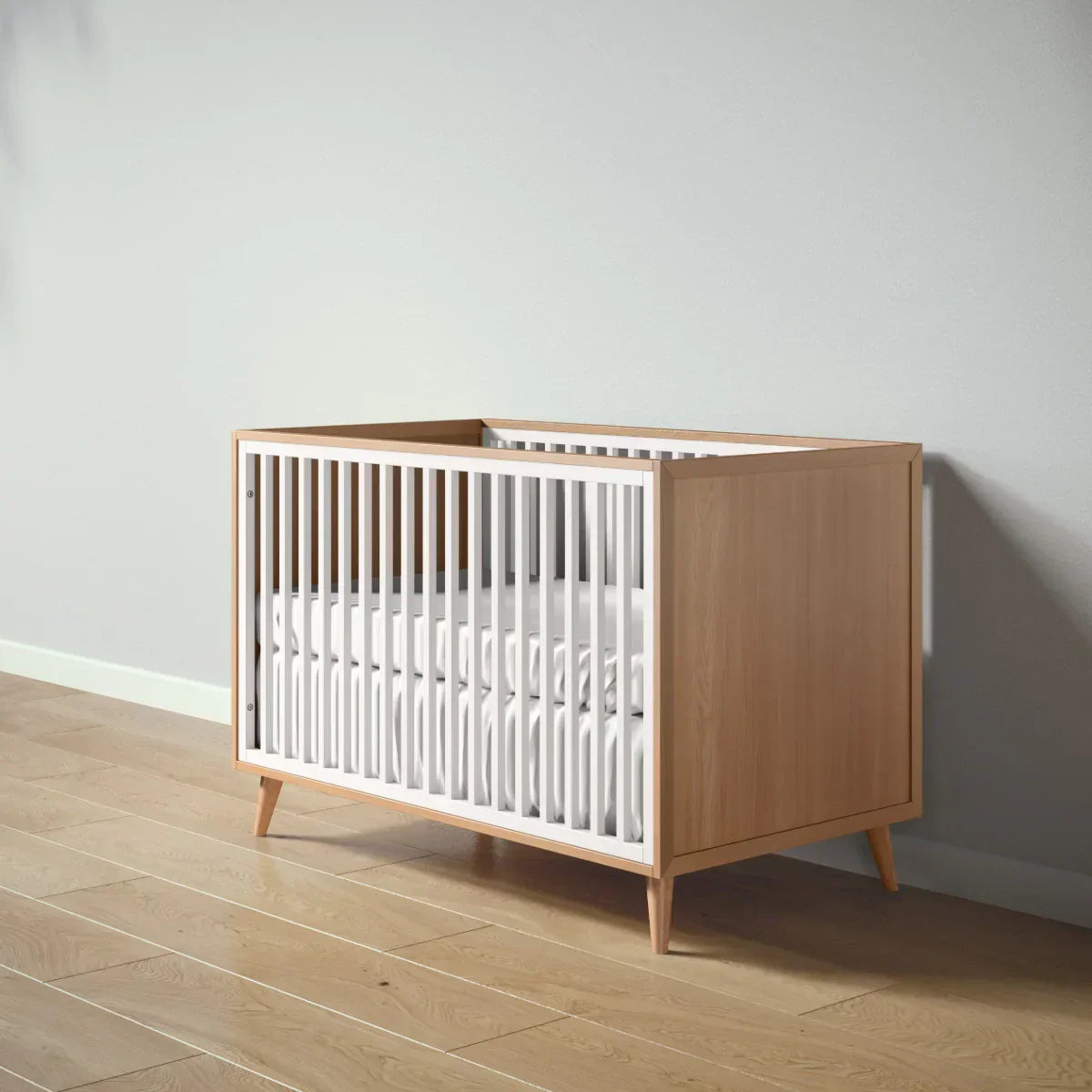 Romina New York Classic Crib