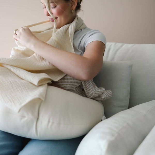 Snuggle Me Organic - Nursing Cover | Natural