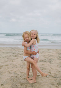 Ollie Jay - Madison Swim in Le Crustace