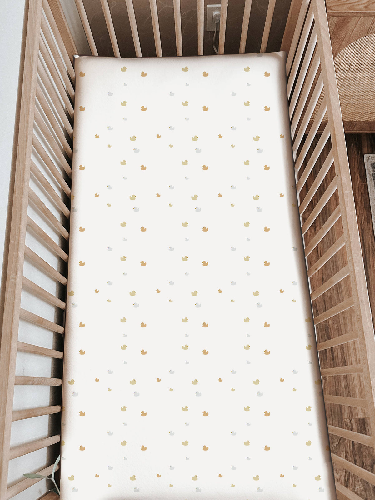 Gunamuna Bamboo Crib Sheet