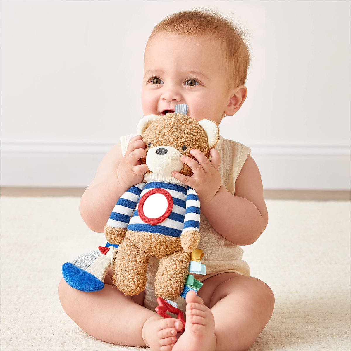 Itzy Ritzy - *NEW* Bitzy Traveler™ Bear