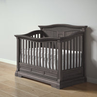 Romina Imperio Convertible Crib / Solid Back