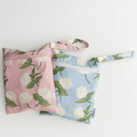 Calla & Friends - The Grayson Long Sleeve Bib - Hydrangeas