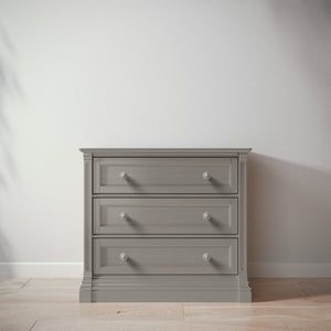 Romina Imperio Single Dresser