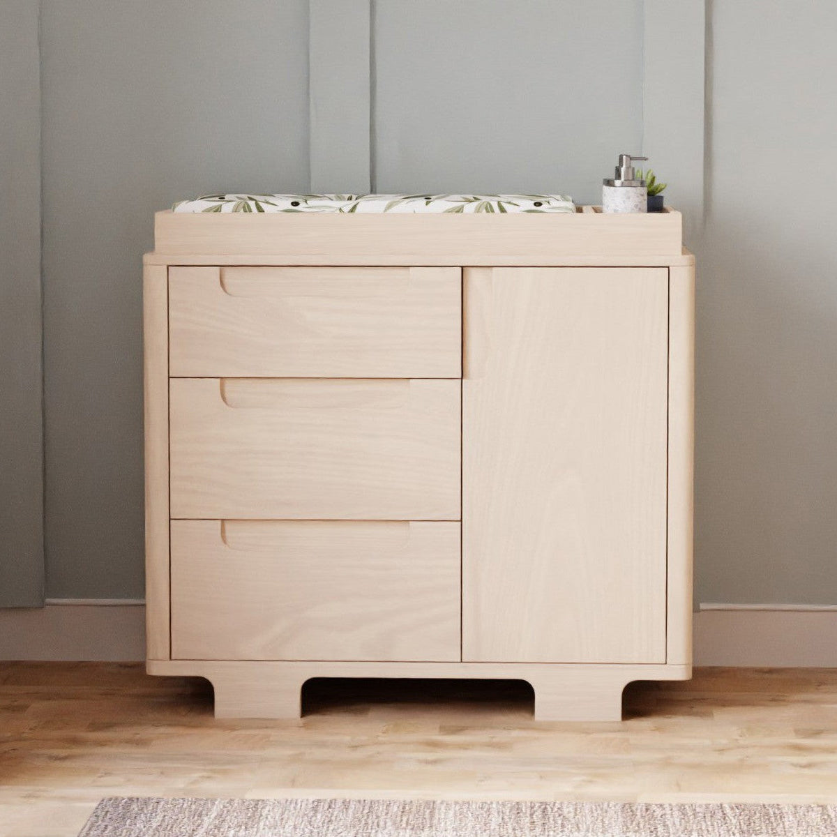 Babyletto Yuzu 3-Drawer Changer Dresser