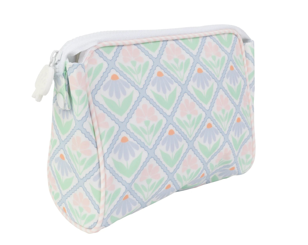 Apple Of My Isla- The Go Bag Large