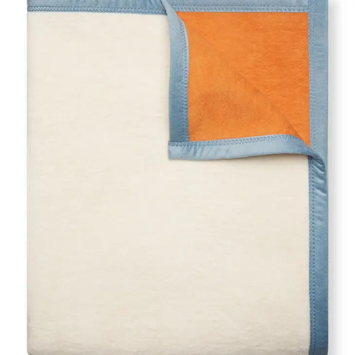 ChappyWrap Mount Deser Sunrise Blue/Orange Blanket