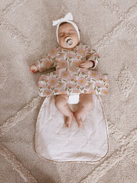 Gunamuna Long Sleeve Transitional Swaddle Bag