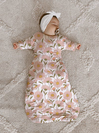 Gunamuna Long Sleeve Transitional Swaddle Bag