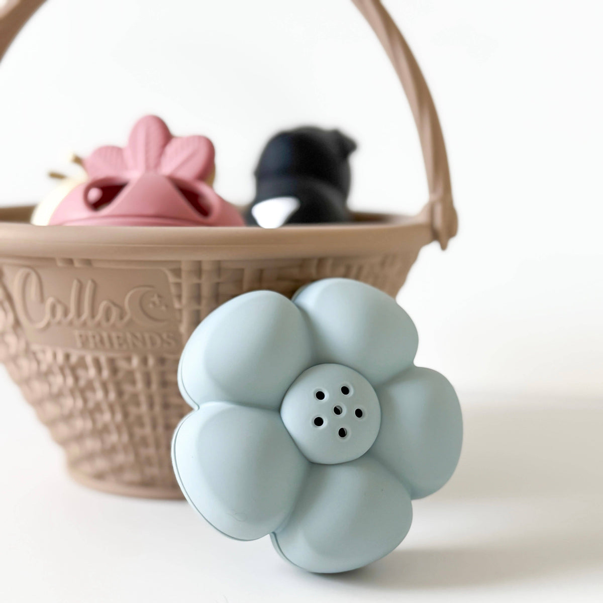 Calla & Friends - Strawberry Patch Bath Toys