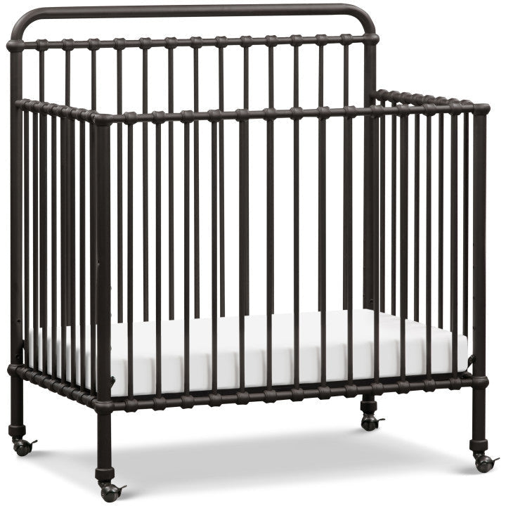 Round mini crib deals
