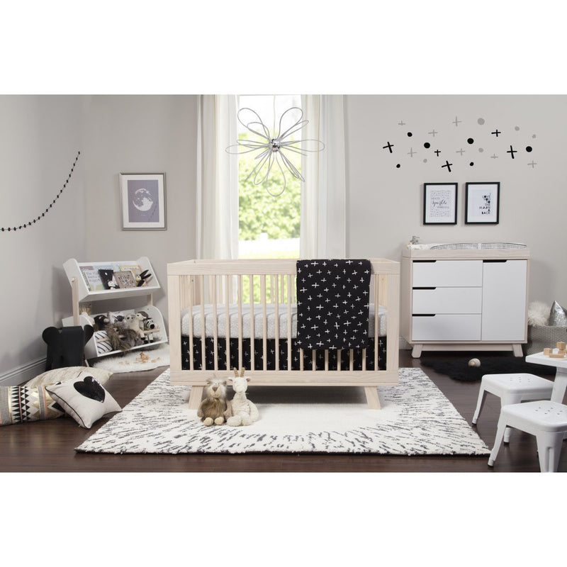 Babyletto Tuxedo 2-in-1 Play and Toddler Blanket