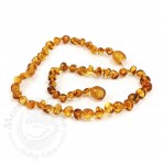 Momma Goose Screw Clasp Baroque Necklace